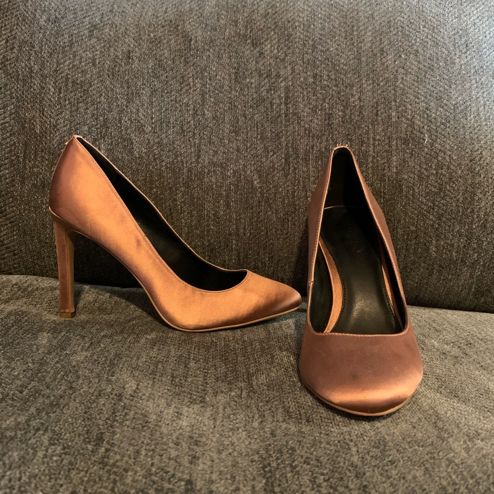BCBG Rose Gold Heels 7.5